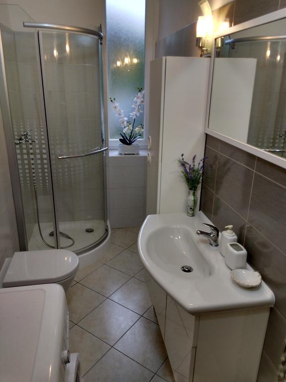 Apartment Milevoj Koromacno Luaran gambar